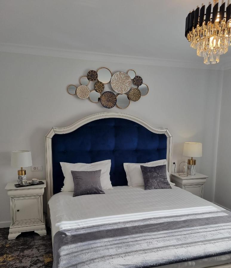 Tesa Boutique Hotel Târgu Neamț Eksteriør billede