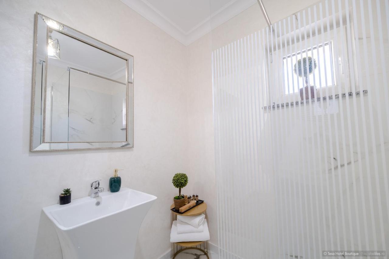 Tesa Boutique Hotel Târgu Neamț Eksteriør billede