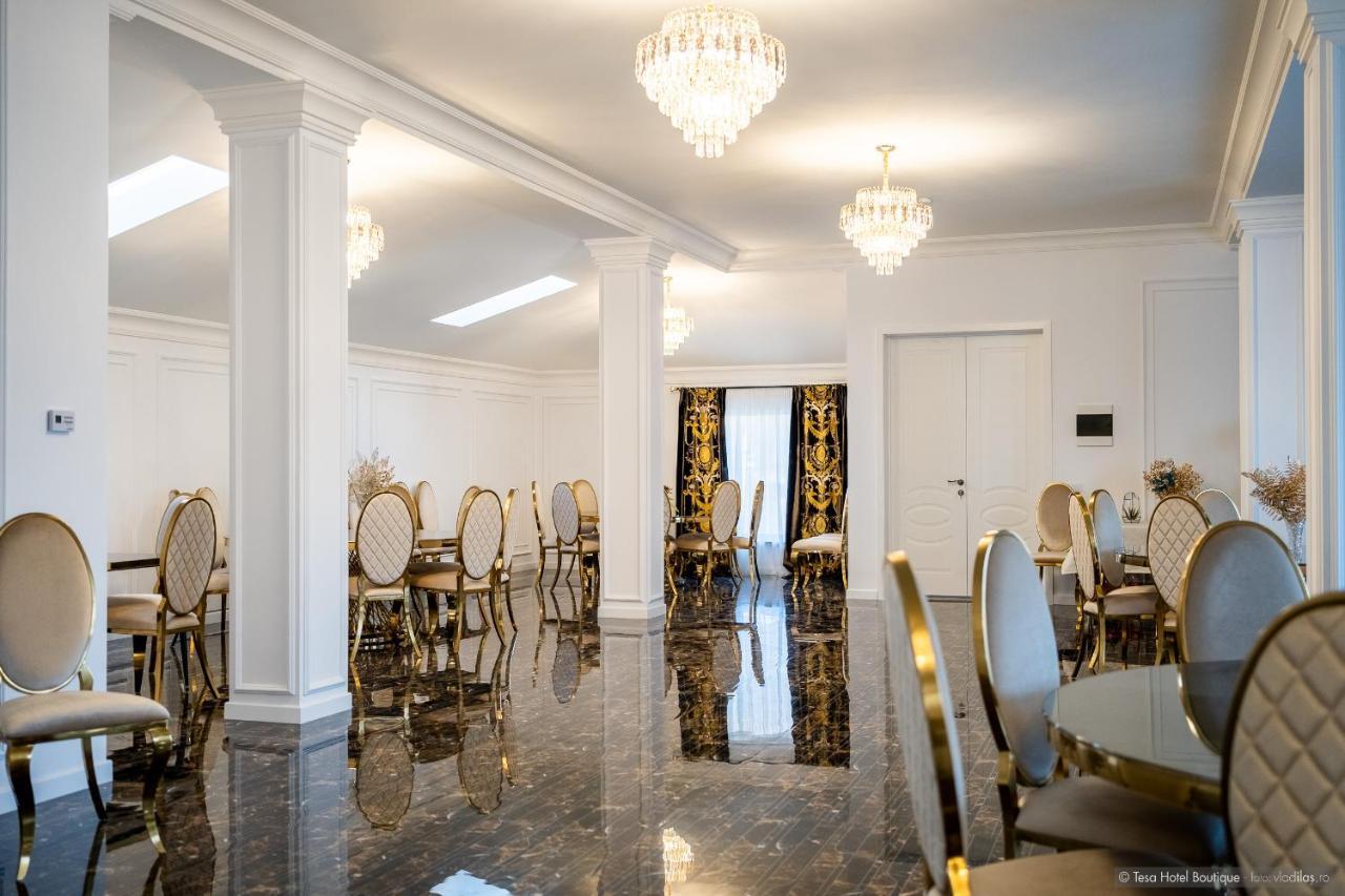 Tesa Boutique Hotel Târgu Neamț Eksteriør billede