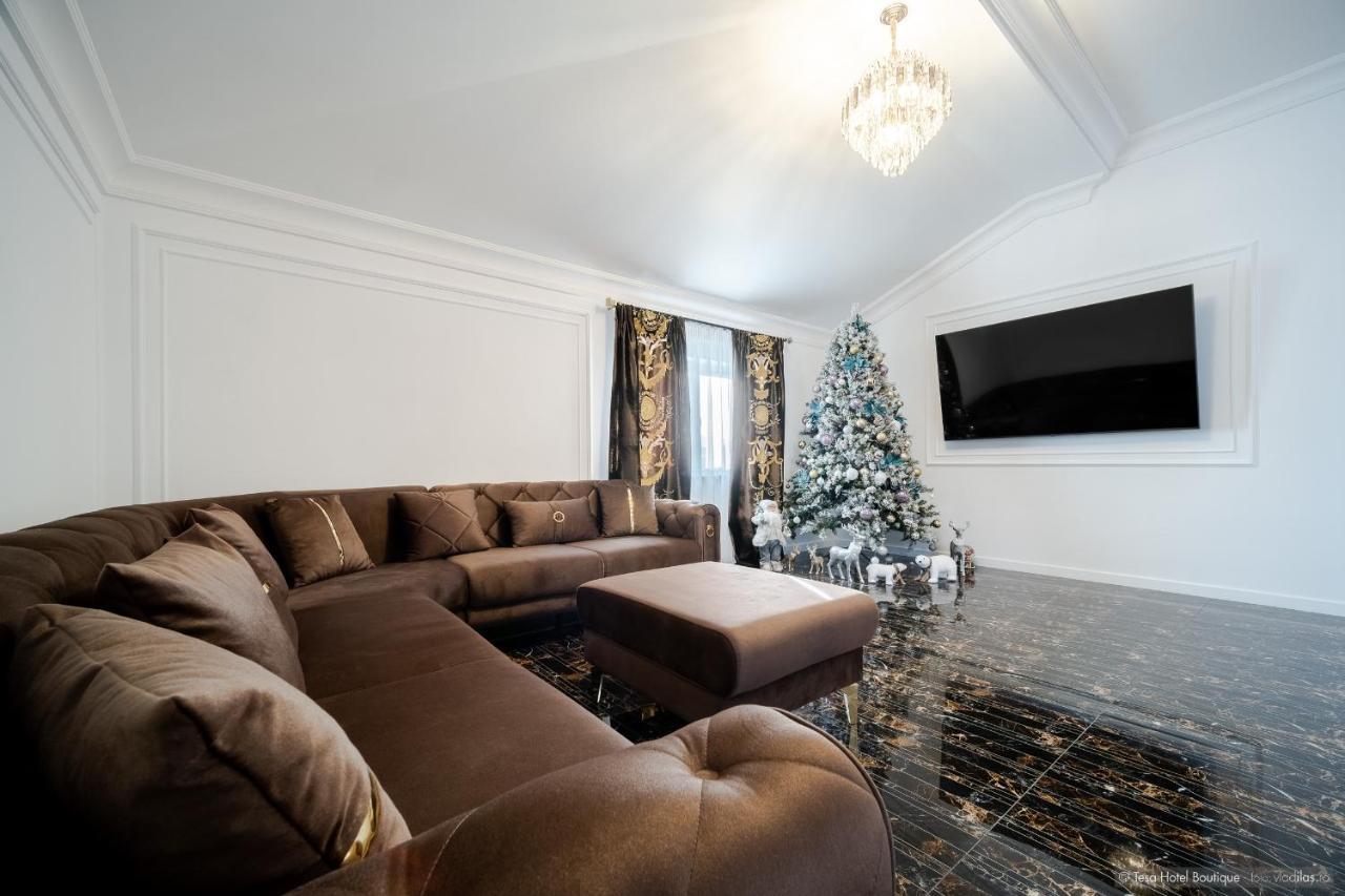 Tesa Boutique Hotel Târgu Neamț Eksteriør billede