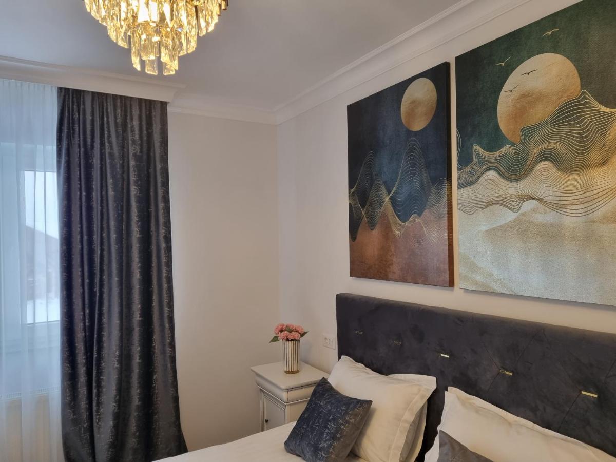 Tesa Boutique Hotel Târgu Neamț Eksteriør billede